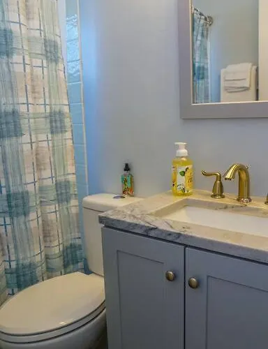 Holiday home Spacious 4br Close To Airport For Work And Families Columbus